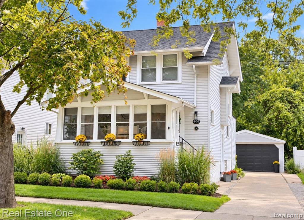 409 Gardenia Avenue, Royal Oak, MI 48067