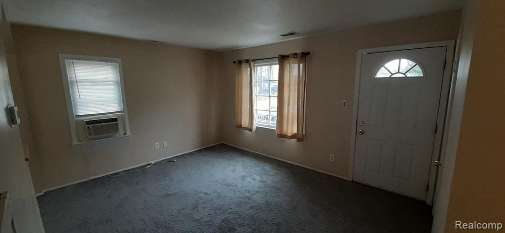 8662 FORD Avenue, Warren, MI 48089 — Photo 8