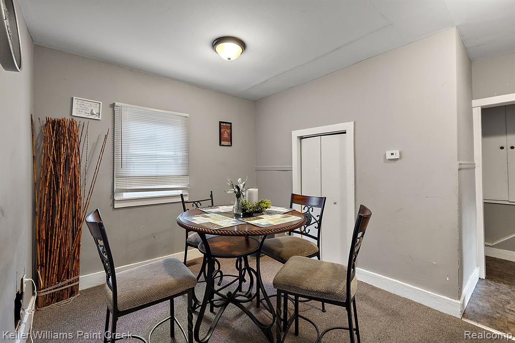 31 W BARRETT Avenue, Madison Heights, MI 48071 — Photo 5
