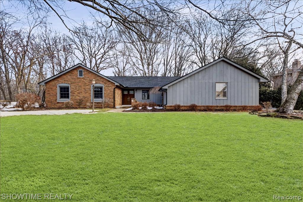 5688 Tequesta Court, West Bloomfield, MI 48323 — Photo 3