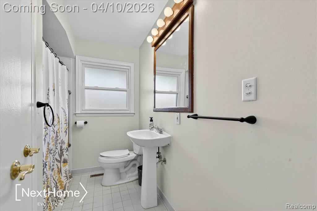 46295 Chatsworth Drive, Van Buren, MI 48111 — Photo 16