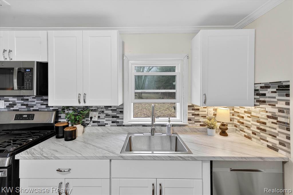 901 N Hix Road, Westland, MI — Photo 11