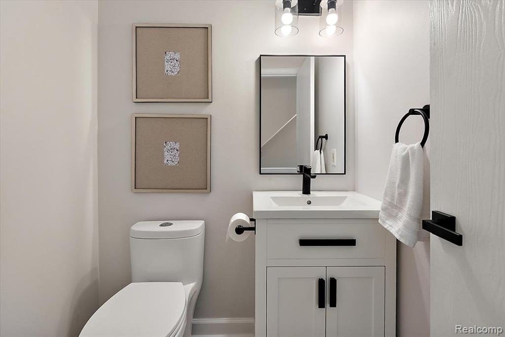 45071 Yorkshire Drive, Novi, MI — Photo 19