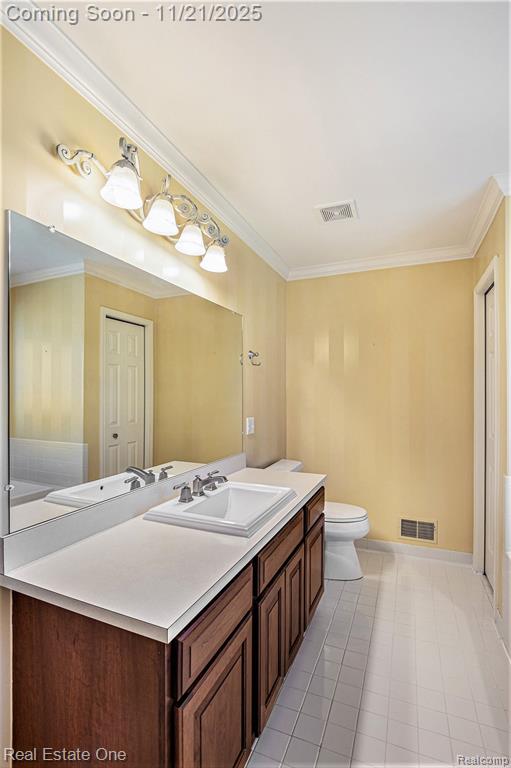 48082 Prestwyck Drive, Macomb, MI 48044 — Photo 17