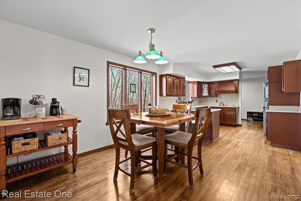 5595 NAVAJO Trail, Pinckney, MI 48169 — Photo 16