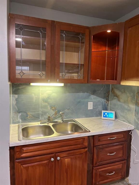 9609 PLAINVIEW Avenue, Detroit, MI 48228 — Photo 7