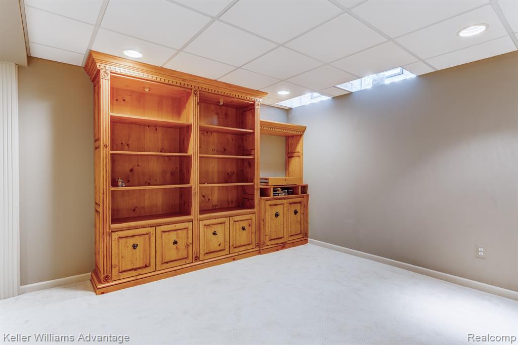 16131 Winchester Drive, Northville, MI 48168 — Photo 38