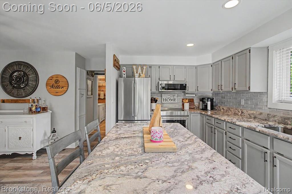3378 Kingsway Drive, Highland, MI 48356 — Photo 14