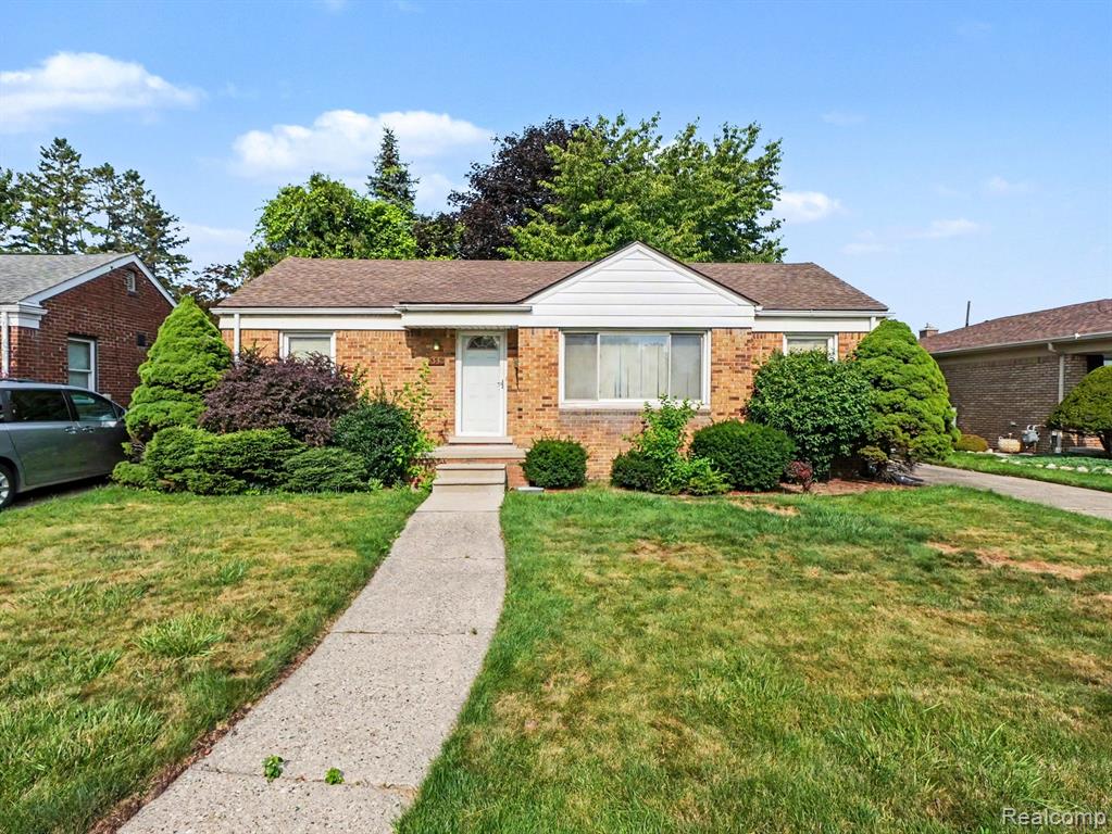 6350 Robinson Avenue, Allen Park, MI 48101 — Photo 2