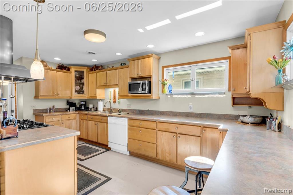 9905 Dixie Highway, Ira, MI — Photo 8