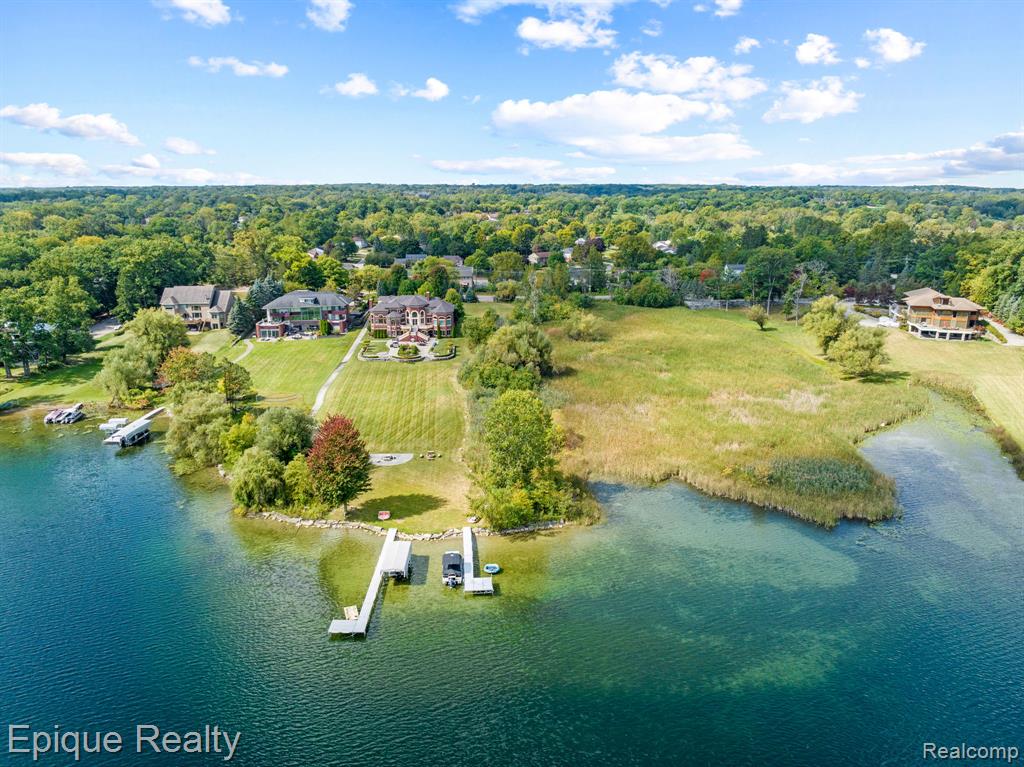 5375 Middlebelt Road, West Bloomfield, MI 48323 — Photo 14