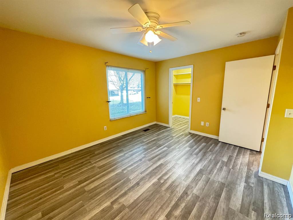 16880 Edloytom Way, Clinton Twp, MI 48038 — Photo 11