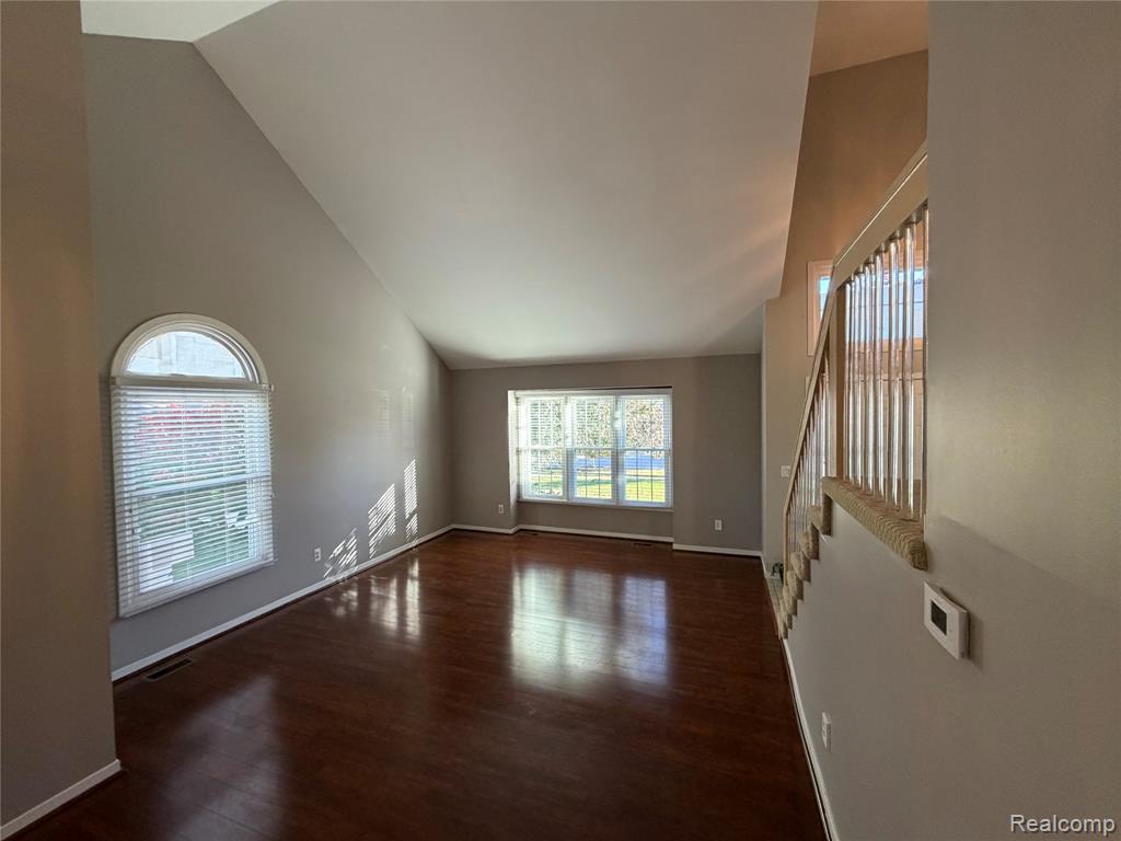 39588 Squire, Novi, MI — Photo 33