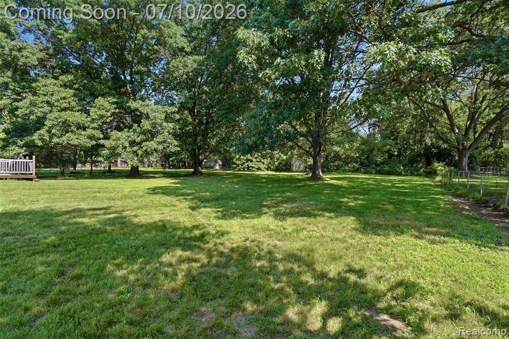 7208 Banks, Waterford, MI 48327 — Photo 23