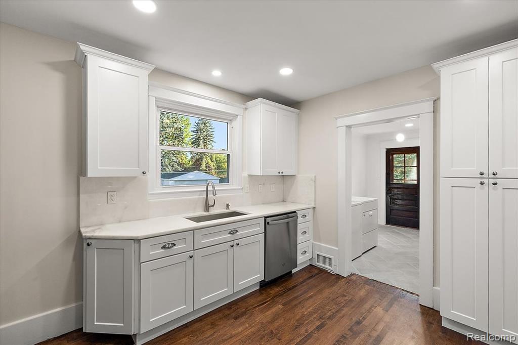 438 N Bailey Street, Romeo, MI 48065 — Photo 17