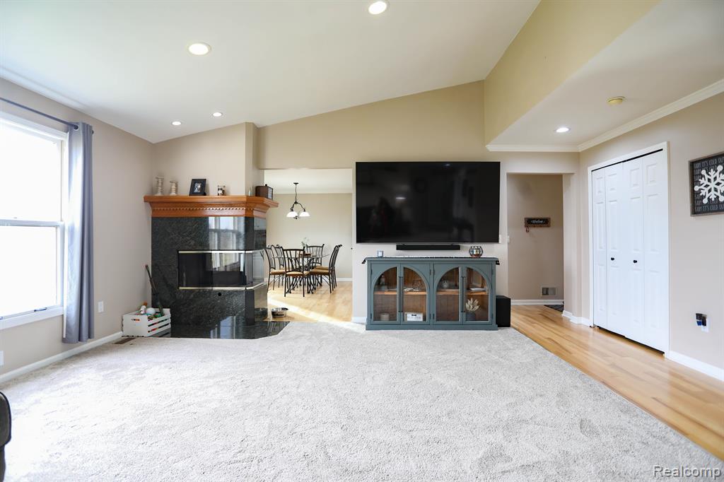 7058 OLDE FARM Trail, Almont, MI 48003 — Photo 22