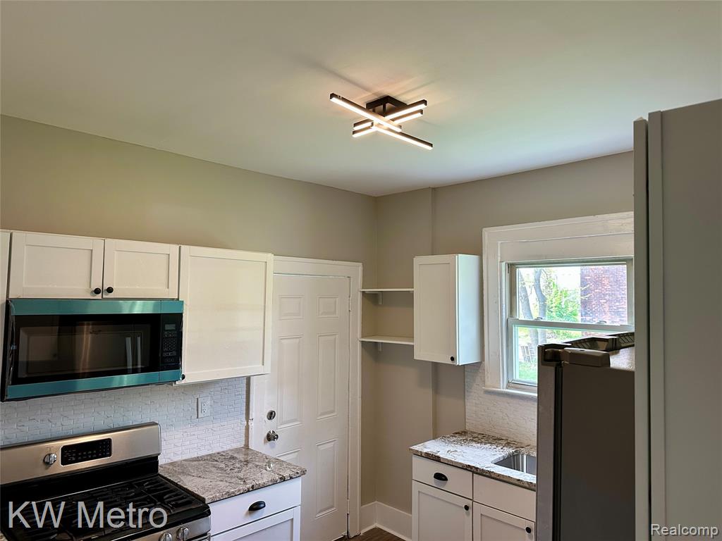 3289 W Northwestern Street, Detroit, MI 48206 — Photo 12
