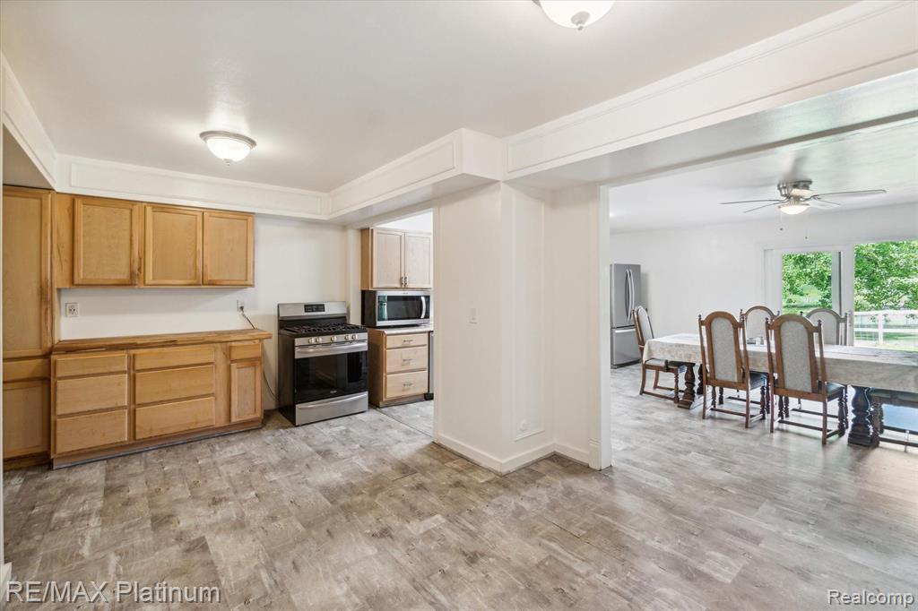 7353 GREEN VALLEY Drive, Grand Blanc, MI 48439 — Photo 10