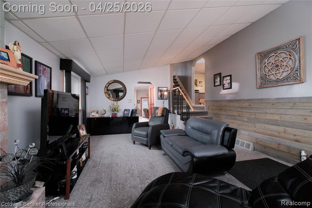 6182 Drexel Street, Dearborn Heights, MI 48127 — Photo 8