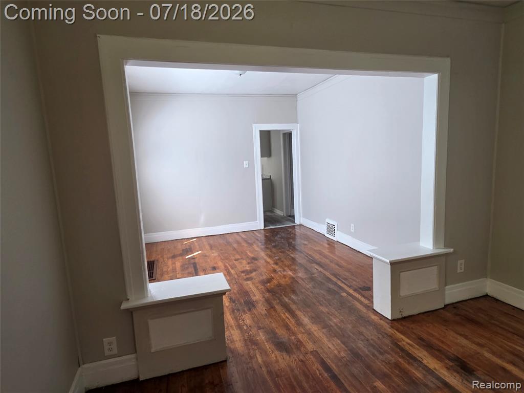 5571 Fairview Street - Photo 3