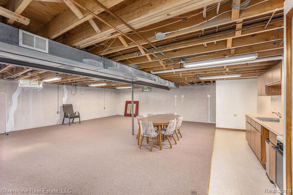 48830 WINDMILL Circle W, Macomb, MI 48044 — Photo 21