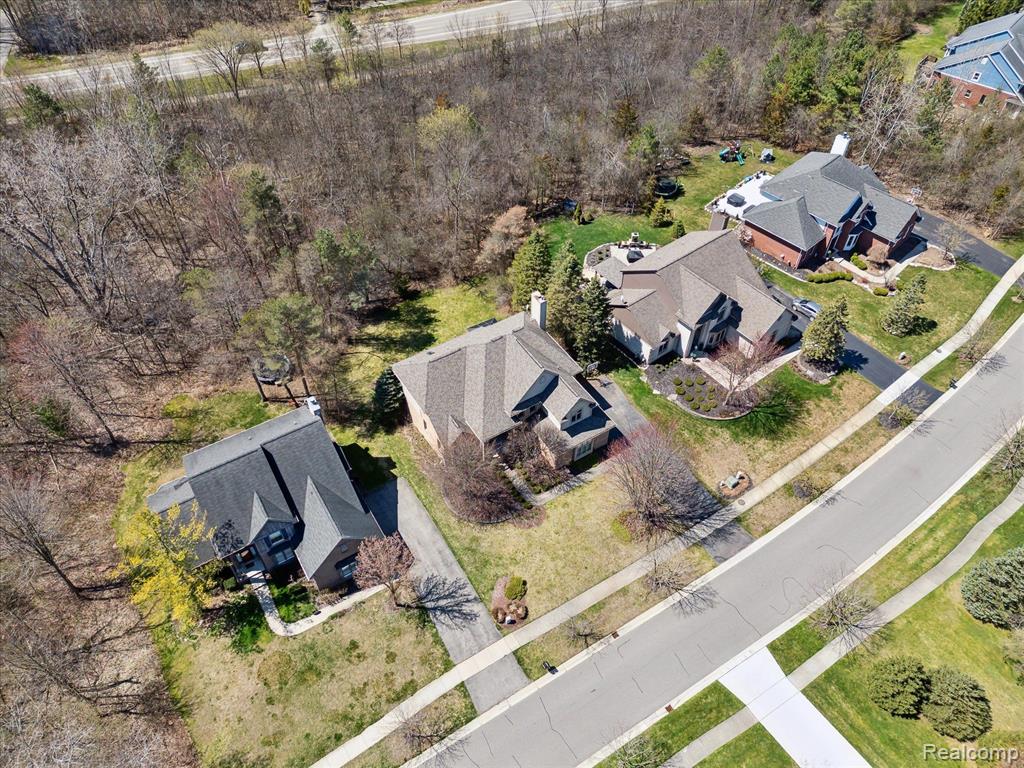 6808 OAKHURST RIDGE Road, Clarkston, MI 48348 — Photo 58