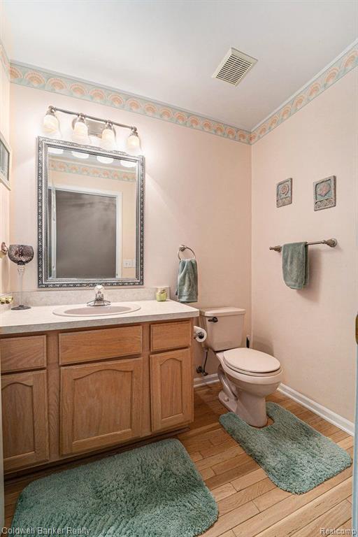 1677 NORTON CREEK Court, Wixom, MI 48393 — Photo 10