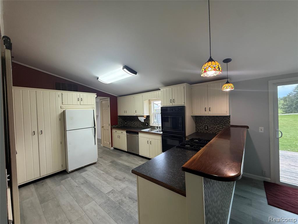 7149-7163 Burpee Road, Grand Blanc, MI 48439 — Photo 45