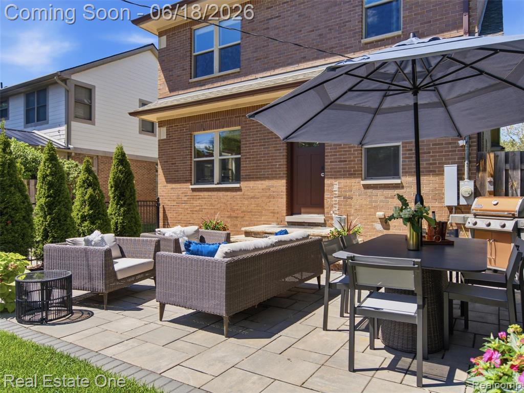 10125 Borgman Avenue, Huntington Woods, MI — Photo 39