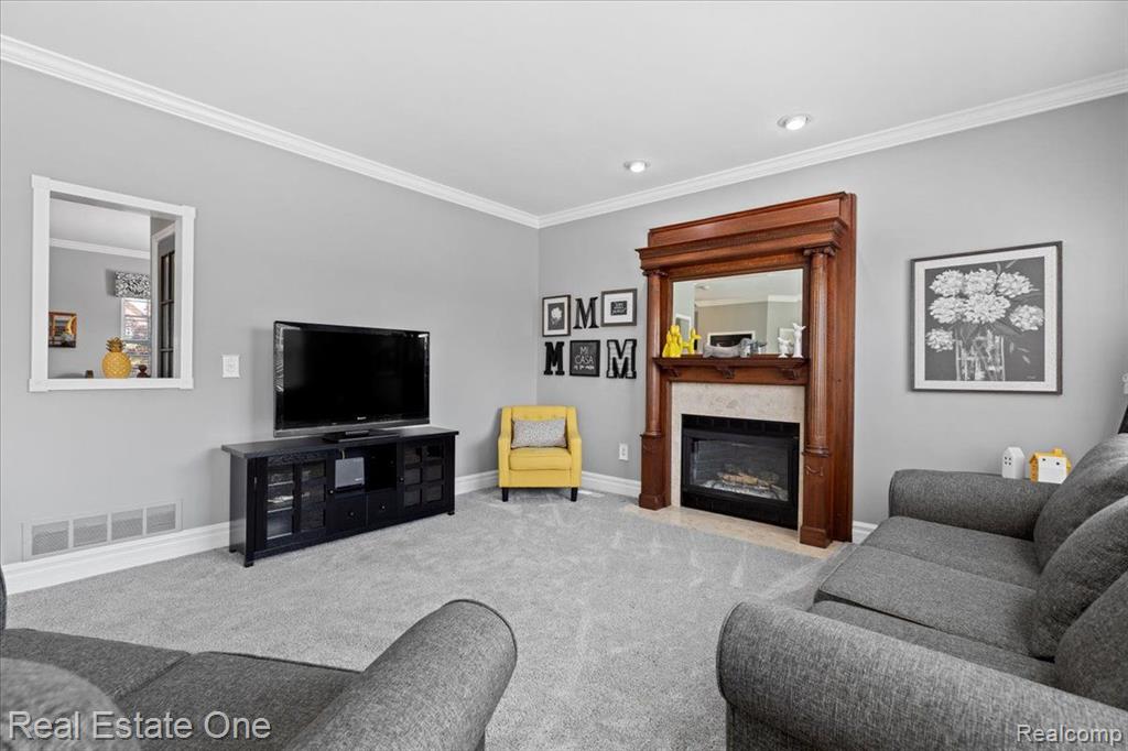 781 CHELSEA Court, Oxford, MI 48371 — Photo 10