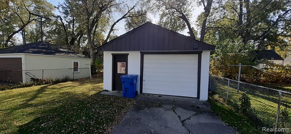 8662 FORD Avenue, Warren, MI 48089 — Photo 5