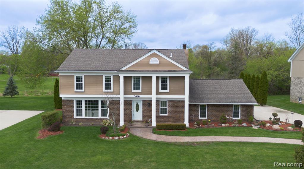 5628 WARRENSHIRE Drive, West Bloomfield, MI — Photo 11