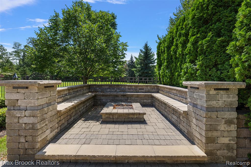 5466 Orchard Ridge Drive, Rochester, MI 48306 — Photo 50