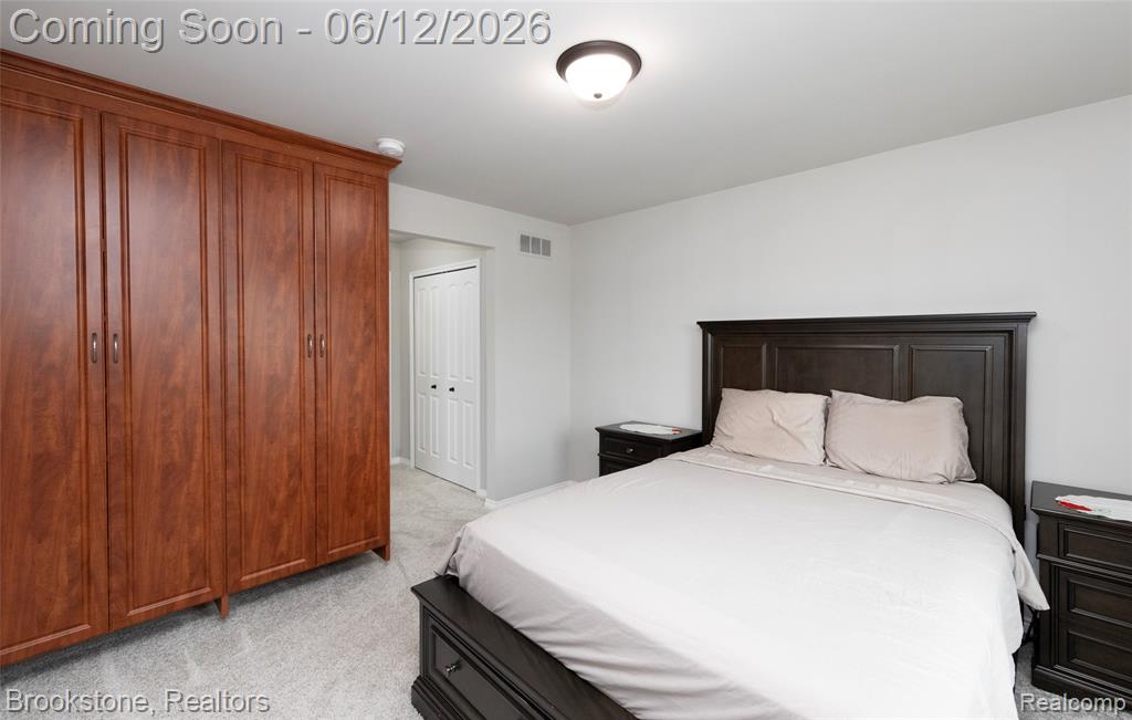 981 COTTAGE, Troy, MI 48085 — Photo 35