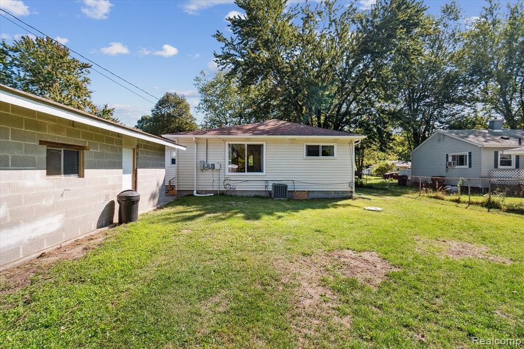 21832 Fenster Street, Sumpter, MI 48111 — Photo 40