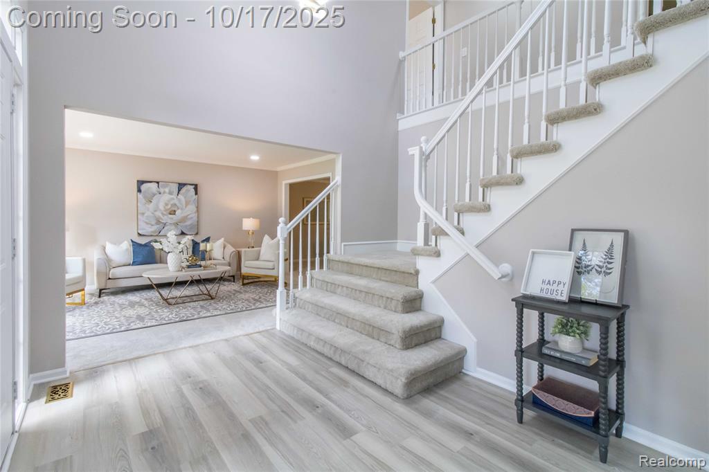 4070 Blue Heron Drive, Auburn Hills, MI 48326 — Photo 6