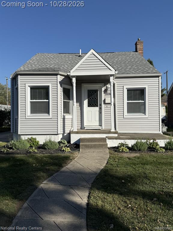 2036 N Elizabeth Street, Dearborn, MI 48128
