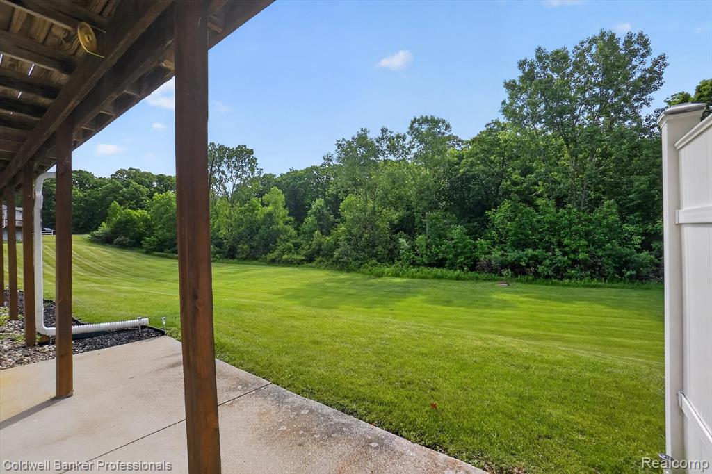 9533 Overlook Court, Grand Blanc, MI 48439 — Photo 42