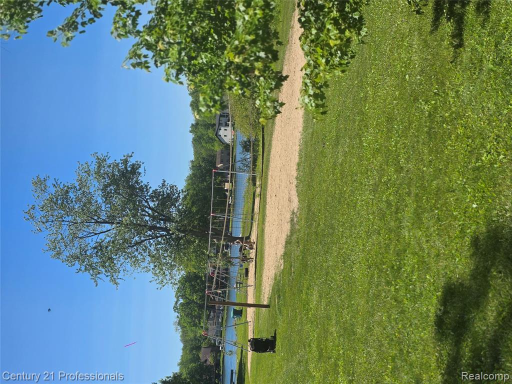 NA VL Rio Vista, Commerce Twp, MI 48382 — Photo 9