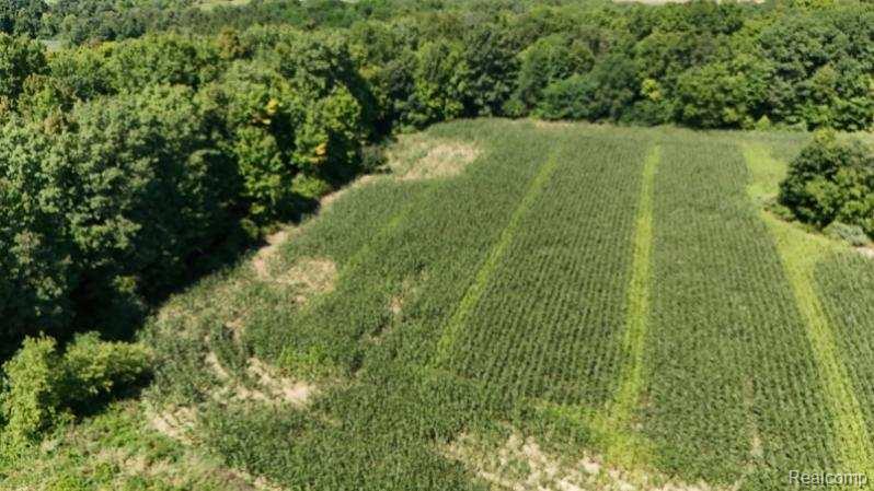 4685 S Harvey Street, Norton Shores, MI, 49444