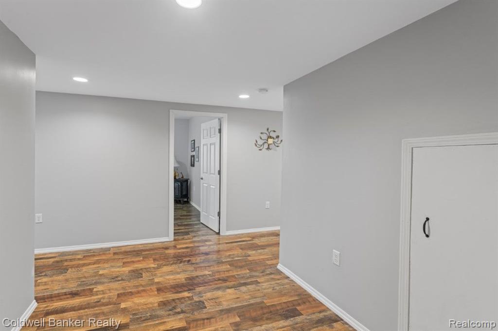 8492 Parkridge Drive, Dexter, MI 48130 — Photo 38