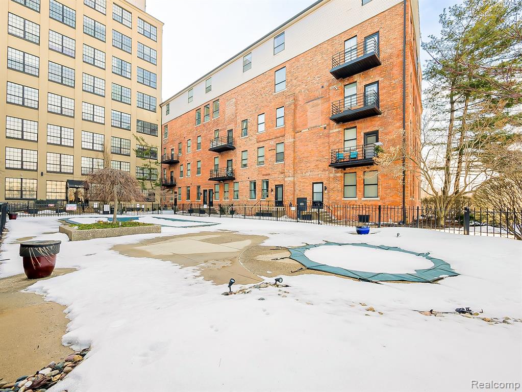6533 East Jefferson, 238, Detroit, MI 48207 — Photo 25