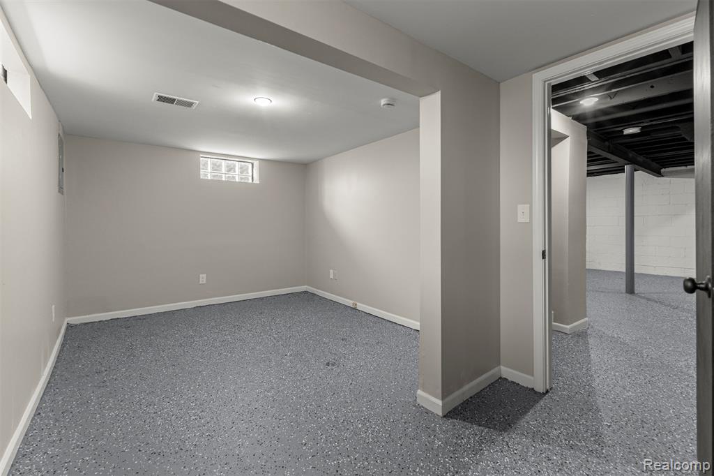 4137 Duplex Avenue, Lincoln Park, MI 48146 — Photo 18