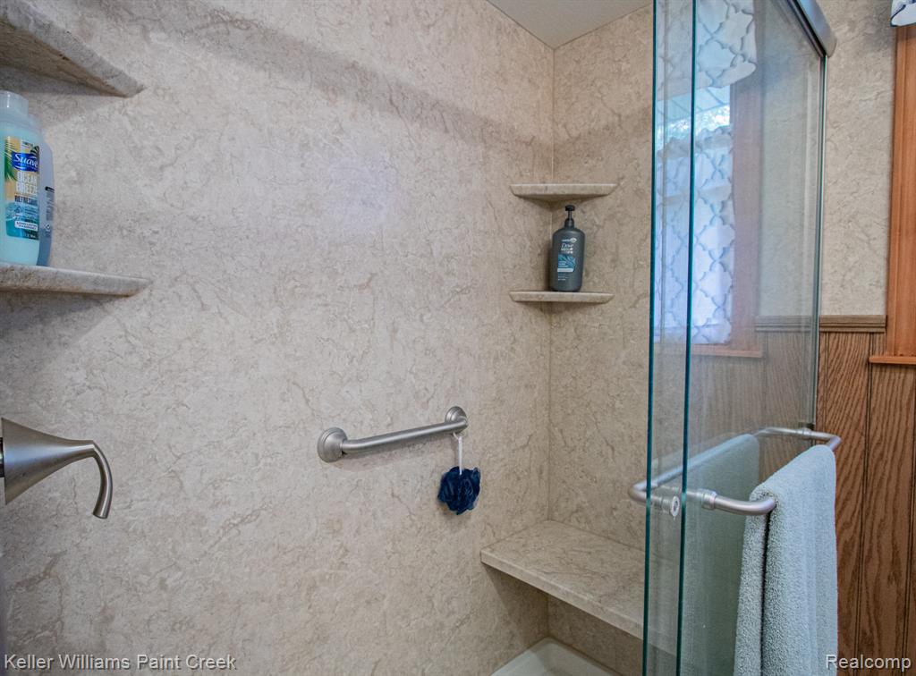 8336 Timberline Drive, Shelby Twp, MI 48316 — Photo 16