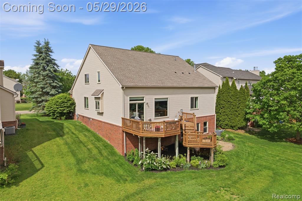 735 Kentbrook Drive, Commerce Twp, MI 48382 — Photo 60