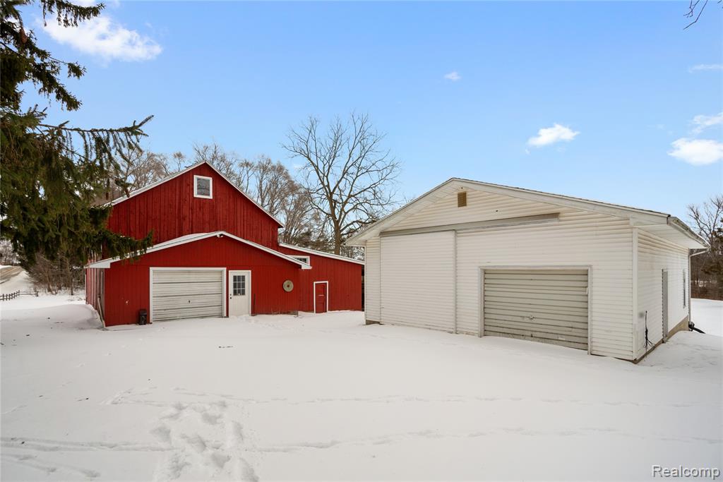 9322 Rossman Highway, Eaton Rapids, MI 48827 — Photo 3