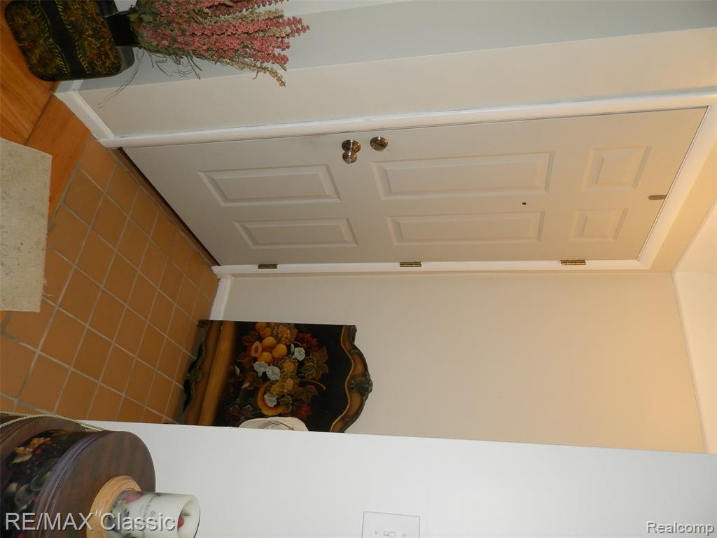9209 Hemingway, Redford, MI 48239 — Photo 2