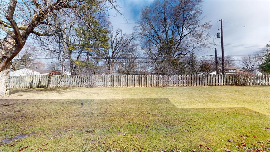 42580 Plymouth Hollow Drive, Plymouth, MI 48170 — Photo 8