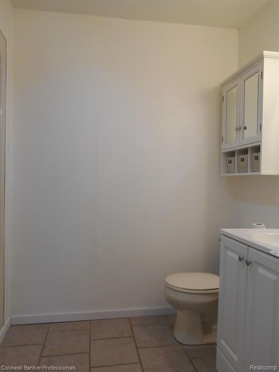 1651 CASTLE Road, North Branch, MI 48461 — Photo 8