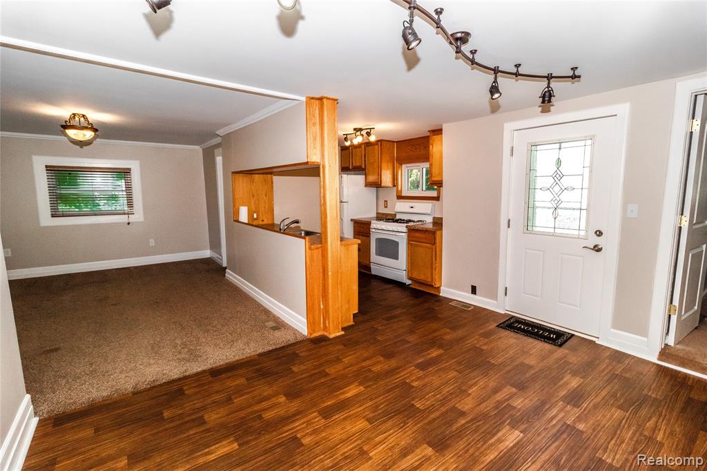 106 Washington Street, Attica, MI 48412 — Photo 10